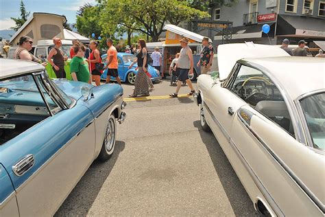 Vintage Market Part Of This Years Village Classic Car Show In