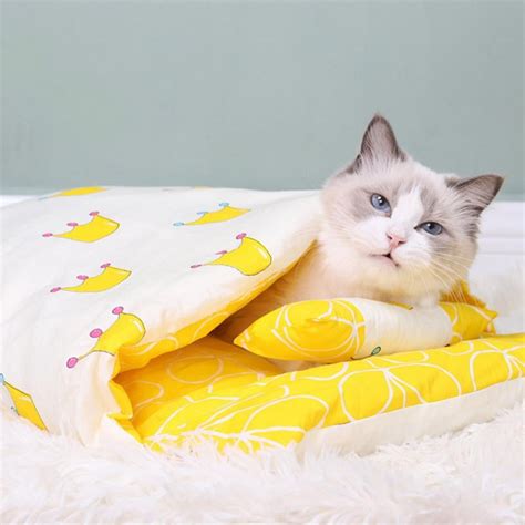 Tinker Cat Sleeping Bag Self Warming Cat Bed Cave Covered Puppy Bed
