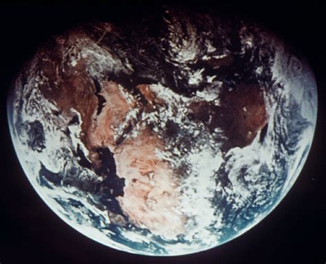 Posterazzi Apollo 11 Earth Napollo 11 View Of Earth From 160000 Miles