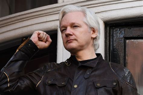 WikiLeaks founder Julian Assange is willing to testify in Russian election meddling ...
