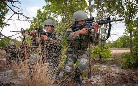 Breaking news netflix ke show ak vs ak ko indian air force ki warning l ujjawal trivedi. Indian Army HD Wallpaper (54+ images)