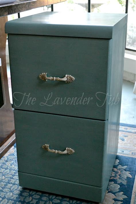 A little paint and some new hardware make this a beauty instead of an eyesore! The Lavender Tub: Chalk Painted Filing Cabinet