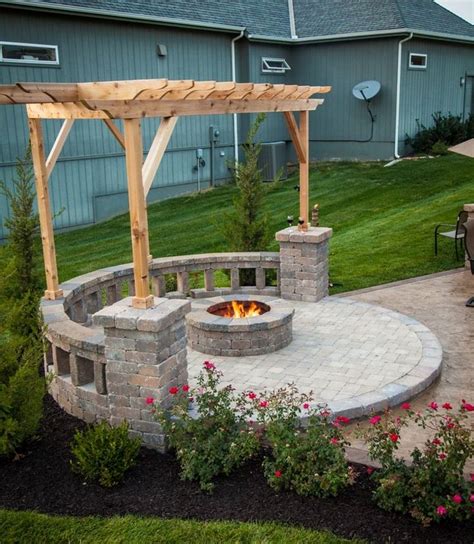 Continue stacking and repeat the steps for a third and final row, and. Cinder Block Fire Pit Design Ideas and Tips How to Build ...