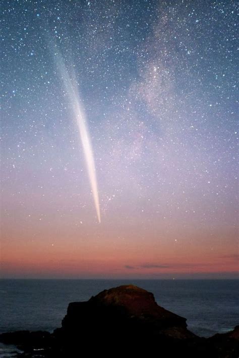 A Christmas Comet To Be Seen From Dark Skies Space