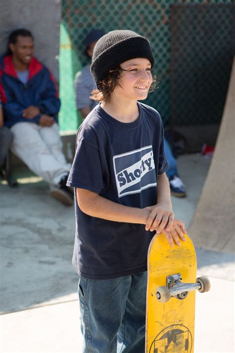 Mid S Skateboard Boy Skateboard Photography Skater Boys
