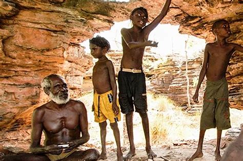 Suku Aborigin Bangsa Asli Yang Bertahan Di Benua Australia
