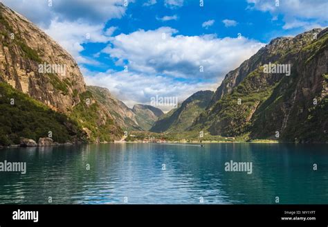 Norway Mountain Scenery Fjord Hi Res Stock Photography And Images Alamy