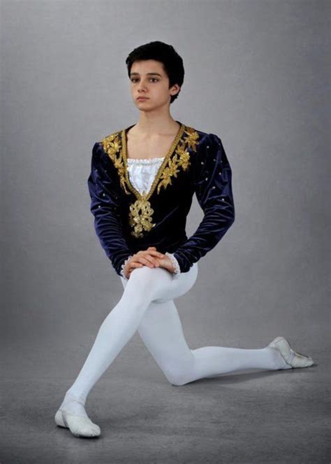 Pin On Male Ballet Dancers