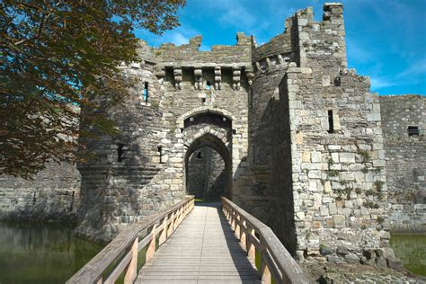 Beaumaris Castle Anglesey Wales With Map And Photos