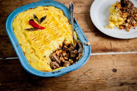 Gordon's take on a real british classic. Indian Shepherd's Pie Recipe - Great British Chefs