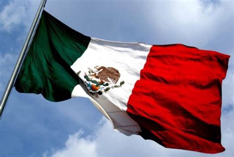 24 De Febrero Día De La Bandera De México Origen Y Significado