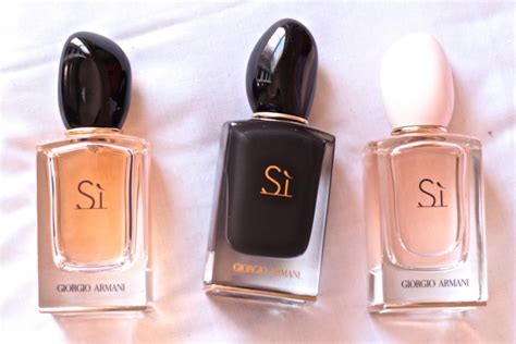 I love armani si it's not a strong fragrance. Giorgio Armani Sí EDT Review - Not Another Poppie