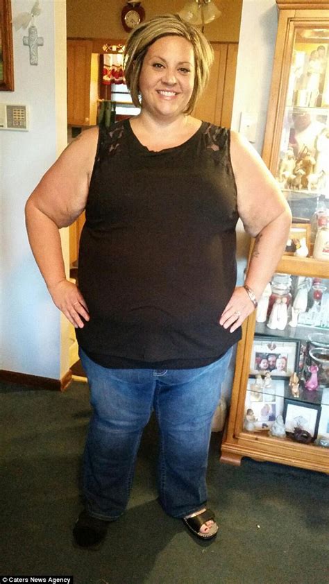 Illinois Obese Mother Sheds 180lb Thanks To Therapy Daily Mail Online