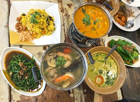 Eathai (thai market by tops). Soi 47(Toa Payoh) - MSG-free Thai food in Central Toa Payoh