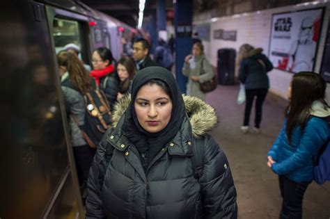 ‘i’m Frightened’ After Attacks In Paris New York Muslims Cope With A Backlash The New York Times
