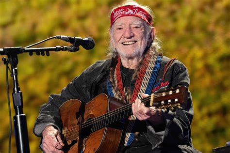 How To Get Willie Nelson 90th Birthday Concert Tickets At The Hollywood