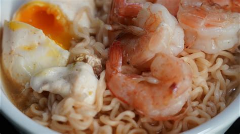 Ramen Noodles With Egg And Shrimp How To Make Youtube