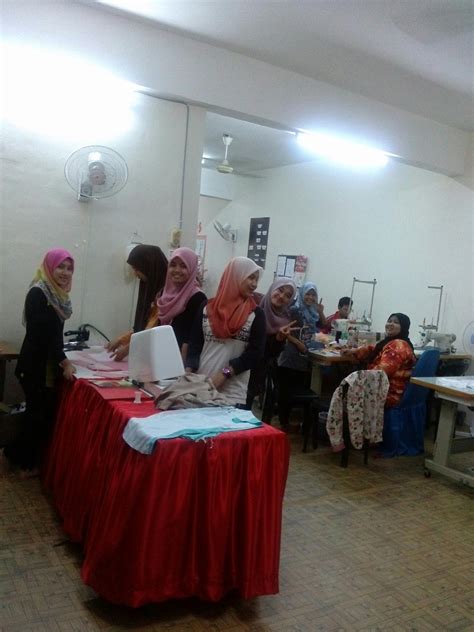 Aspek utama yang dikenali sebagai the three es iaitu employment. Pembelajaran Sepanjang Hayat ~ TIM'S ACADEMY