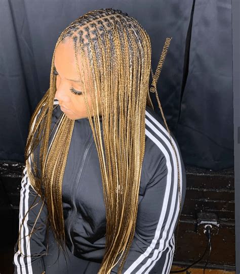 Knotless Box Braids With Color Surtayo