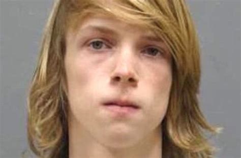 Tn Teen Charged With Felony After Allegedly Slapping Womans Rear