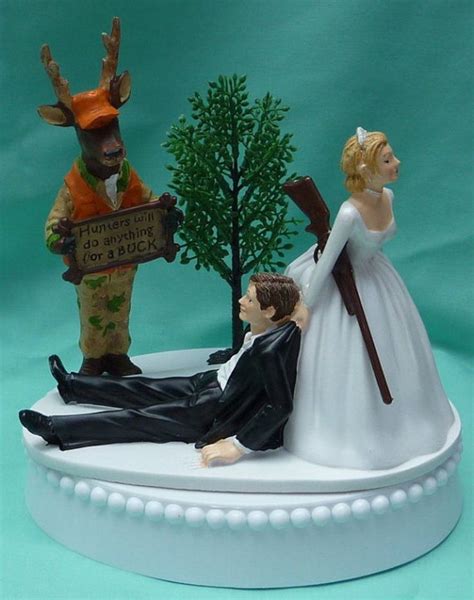 50 Funniest Wedding Cake Toppers That Ll Make You Smile [pictures] Hunter Wedding Cake