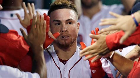 Young Vazquez Homer For Red Sox In 9 2 Win Over Twins