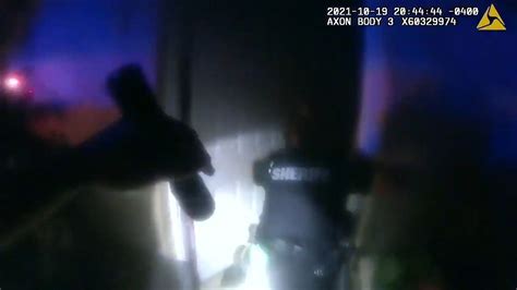 Bodycam Video Of Manatee Deputies Saving Man From Fire Bradenton Herald