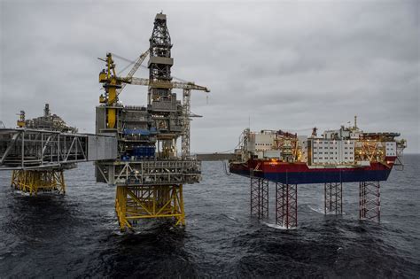 Oil Crisis Shows Richest Nordic Country Remains A Crude Addict Bloomberg