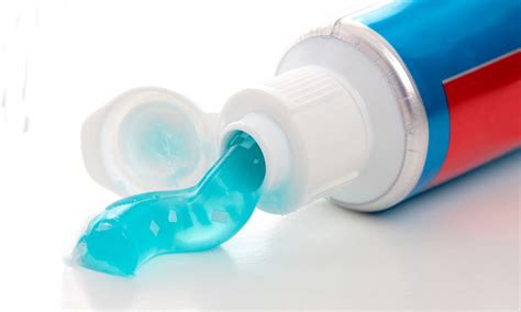 Manfaat Pasta Gigi Untuk Wajah Ini Mitos Atau Fakta Ya Eva Mulia Clinic