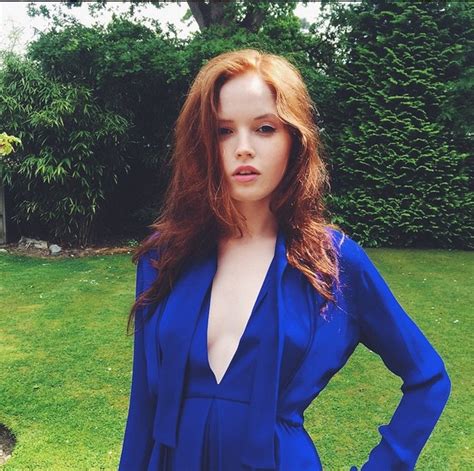 Ellie Bamber Sexy Bikini And Cleavage Photos The Fappening