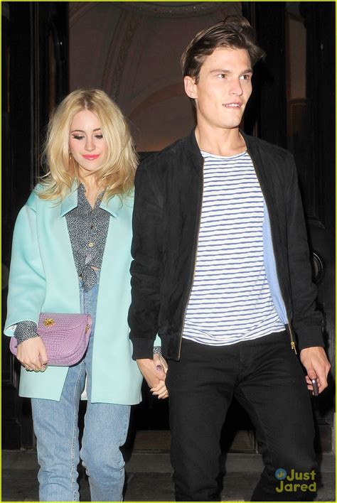 Pixie Lott Shares Late Night Dinner With Oliver Cheshire After Nasty