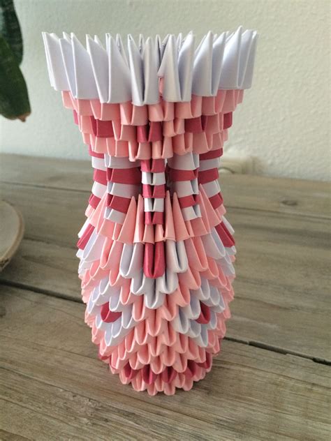 My First 3d Origami Vase Attempt Flower Vase Crafts Paper Flower