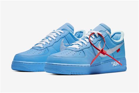 Black covers the toe box, side panels, branded tongues and insoles, while white is used on the overlays, laces, tongues, wings embroidery on the. Off-White Nike Air Force 1 Low MCA University Blue CI1173 ...