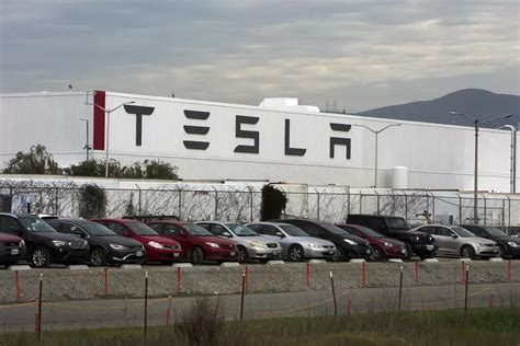 Tesla Sues Ex Employee For Allegedly Stealing Supercomputer Trade Secrets Techspot