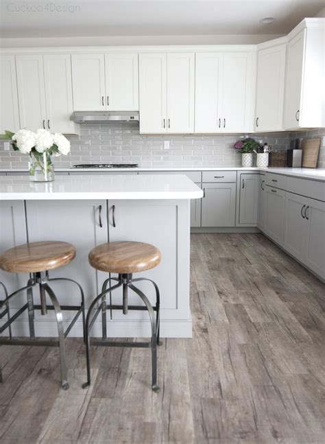 Gray Flooring With White Cabinets - What Color Cabinets With Gray Floors