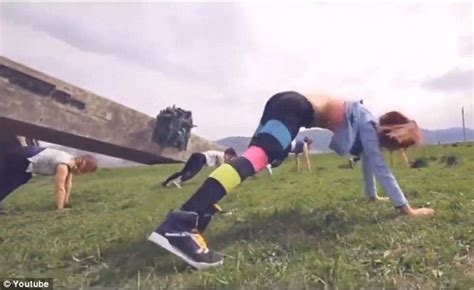 Women Who Twerked In Front Of A Ww2 Memorial In Russia Are Jailed For