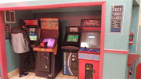 The Sneaker Connect My Local Pizza Place Has Free Arcade Games Via R