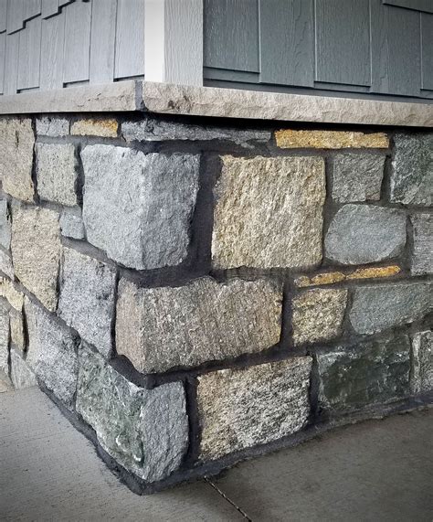 Spalted Oak Castle Rock Veneer Stone Home - Buechel Stone | Stone masonry, Exterior stone, Stone 