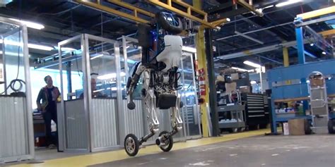 Boston Dynamics Officially Unveils Its Wheel Leg Robot Best Of Both Worlds Ieee Spectrum