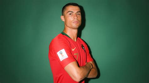 Cristiano Ronaldo Fifa 2018 Portrait Wallpaper Hd Sports 4k Wallpapers