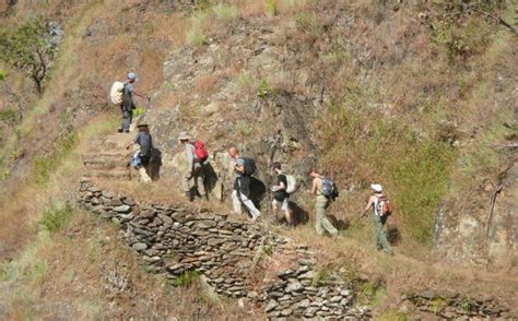 Camino Incatours De Caminatas En Cusco