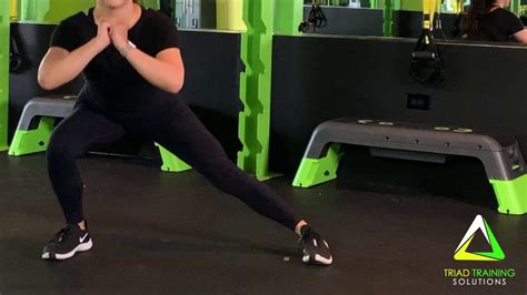 Side Lunge To Curtsy Lunge Youtube