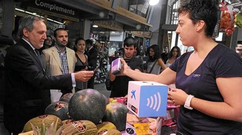 Los Mercados De Barcelona Adoptan El Pago Con Tecnología Contactless