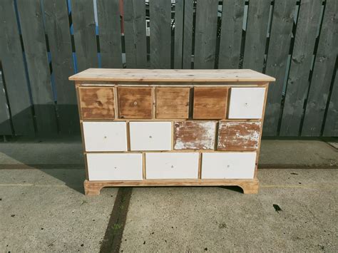 Wecandoo - Transform a piece of furniture through upcycling