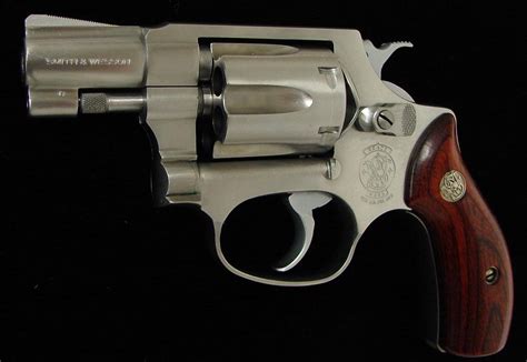 Smith And Wesson 631 Lady Smith 32 Magnum Pr24434