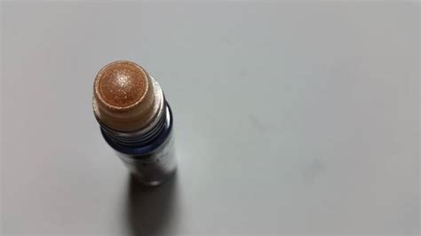 NYX Nude Roll On Shimmer Review
