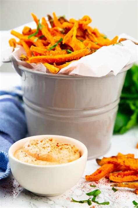 Crunchy and crispy on the outside, soft and sweet on the inside, and, most important, totally healthy for my body. Sweet Potato Fries Dipping Sauce - Vegan Heaven