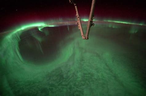 Astronaut Captures Aurora In Stunning Time Lapse Northern Lights