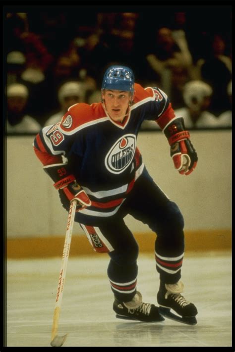 Wayne Gretzky Hockey World Nhl Hockey Hockey Memes Sports Hero