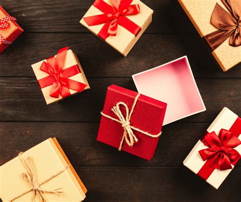 17 gifts that nurses actually want this holiday. Top 10 Holiday Gifts for Nursing Home Residents